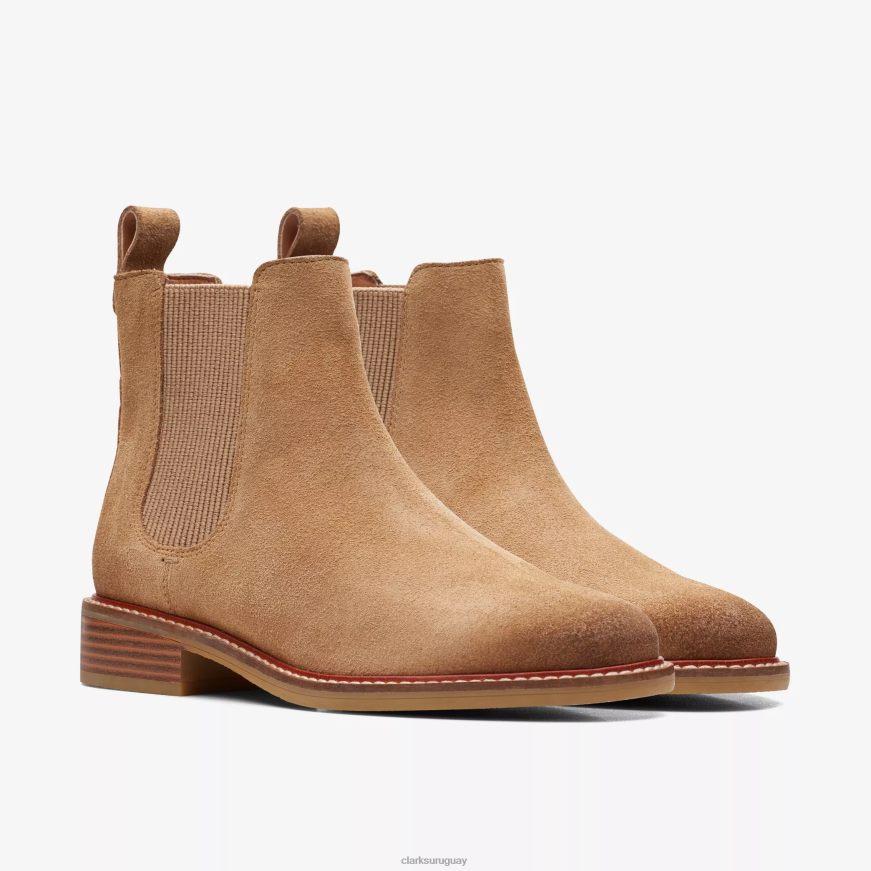 gamuza color canela claro Clarks colonia arlo X8V4N491